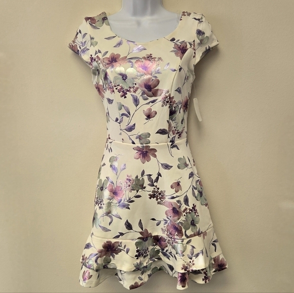 Midnight Doll fit and flare shiny Floral Ruffle Hem Dress Ivory Lilac XS - Picture 8 of 8